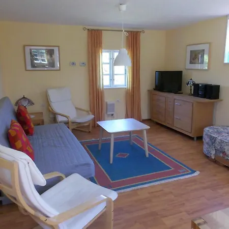 Haus In Zimmert Mit Terrasse, Grill Und Garten 펜션